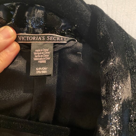 Victoria’s Secret Black Velvet Lounge Set – Size Small (S/P) - Picture 3 of 6